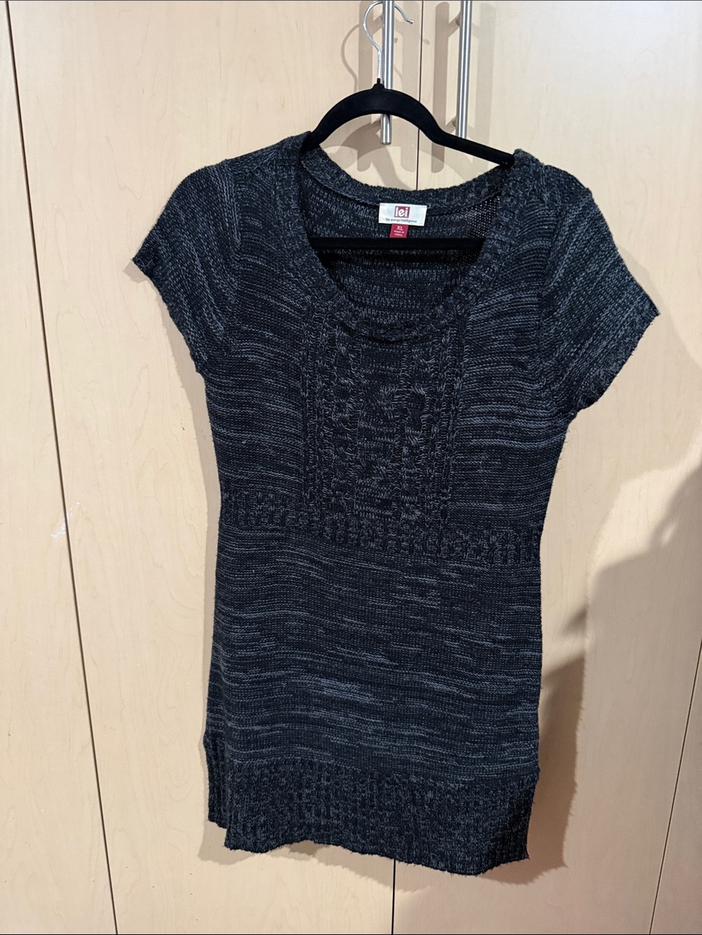Beautiful Lei Black & Gray Marled Scoop-Neck Short-Sleeve Sweater Tunic dress